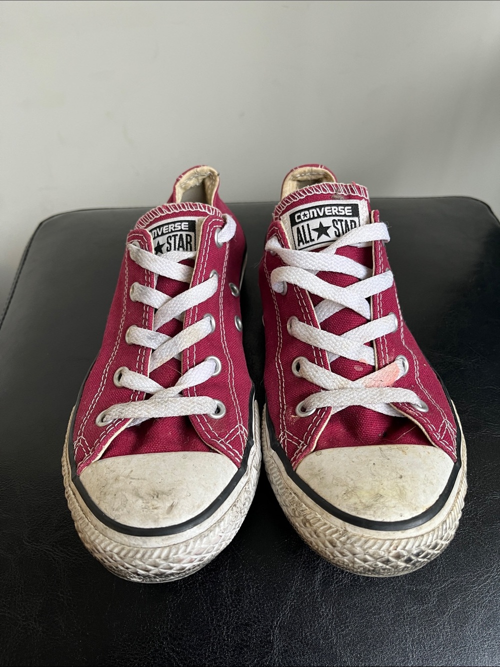Converse Low-Top Sneakers - Burgundy/White